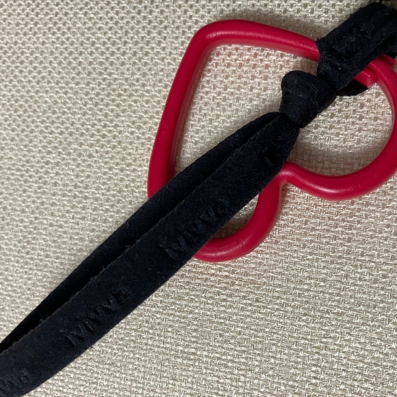 Lululemon Ivivva Corner Zip Wristlet Wallet w/Heart - Picture 5 of 5